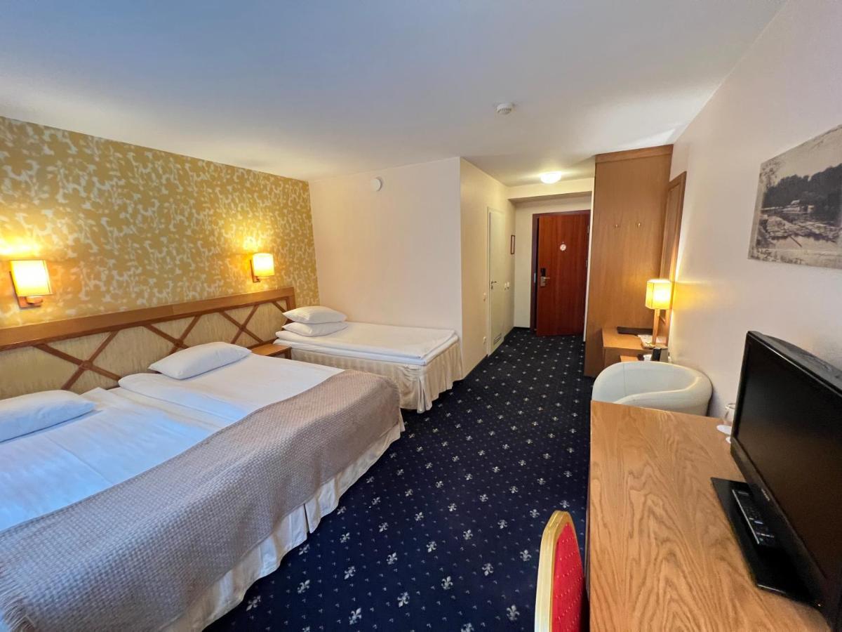 Park Villa Hotel VNO Exterior foto