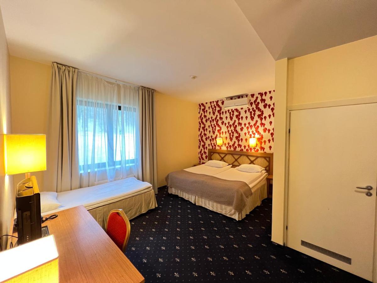 Park Villa Hotel VNO Exterior foto